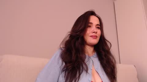 Lin online show from November 12, 5:44 pm