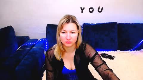 incredible_ariela online show from February 21, 9:43 am