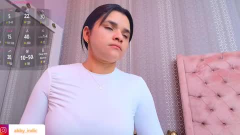 Snapshot of indi_catalina chatting on February 17, 12:27 pm Indi Catalina online show from February 17, 12:27 pm