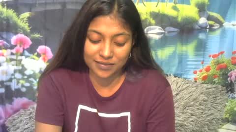 indianqtpie6 online show from July 20, 6:19 pm