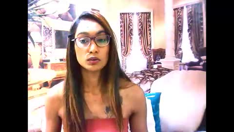 Snapshot of indianrebel4u2luv chatting on October 22, 6:18 am indianrebel4u2luv online show from October 22, 6:18 am
