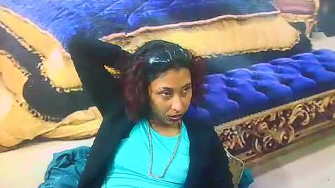indiansexybutt4u2luv online show from July 12, 6:58 am