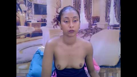 indiansexybutt4u2luv online show from March 5, 6:20 am