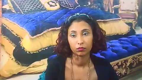 indiansexybutt4u2luv online show from July 11, 6:57 am