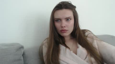 Sweet girl online show from February 12, 11:45 am