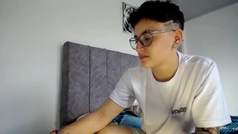 lyan onlyfans n linda online show from March 2, 7:20 pm