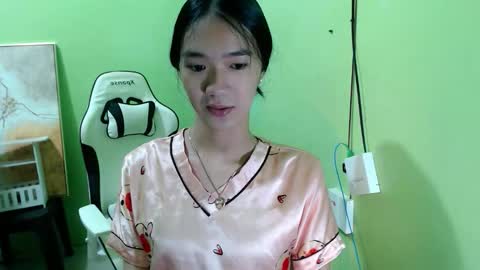 Reign online show from February 14, 4:53 pm