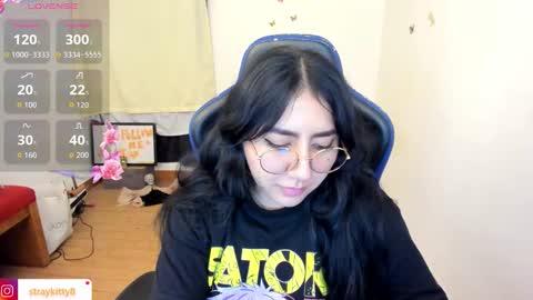 Luna        online show from January 18, 3:25 am