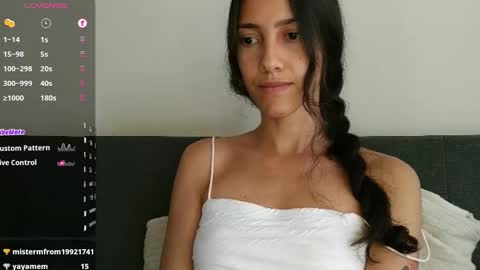 Laroa online show from October 23, 9:32 pm