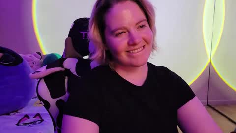 Faye online show from February 4, 4:15 am