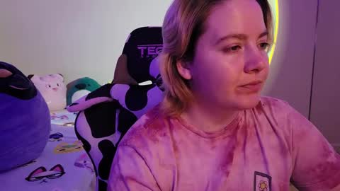 Faye online show from January 28, 5:32 am