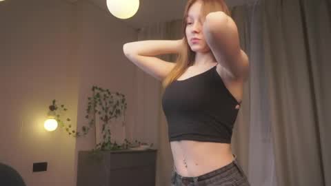 Avie online show from June 6, 6:36 pm