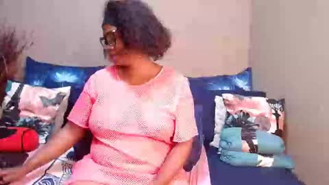 boniswa caroline online show from April 12, 7:38 pm