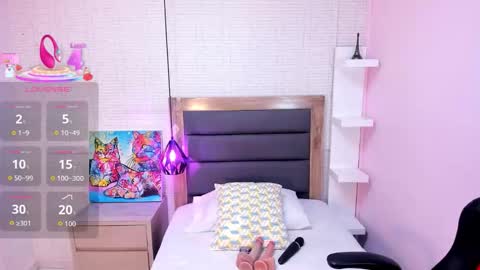  I R E N N E online show from February 10, 12:19 pm