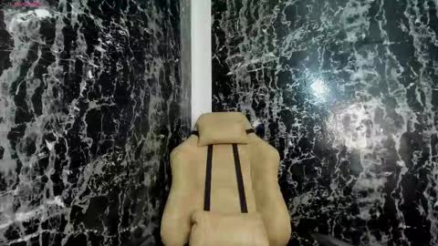 Irenne Wilson Online 0700 to 1400 gmt-5 online show from November 13, 1:43 pm