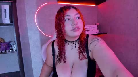 iriisfeitan online show from January 14, 10:20 am