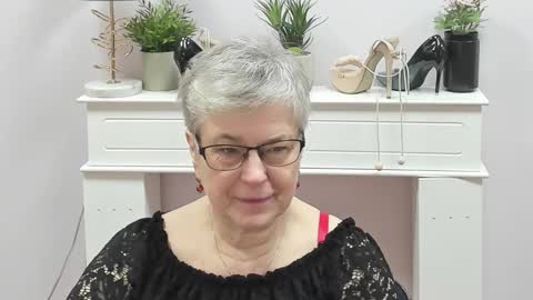 I R I S online show from February 23, 7:08 am