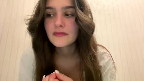 irisss31 online show from March 11, 5:24 pm