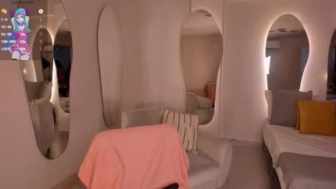 Isabel Bornner online show from October 27, 6:57 pm