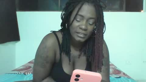 isabella online show from December 1, 4:49 am