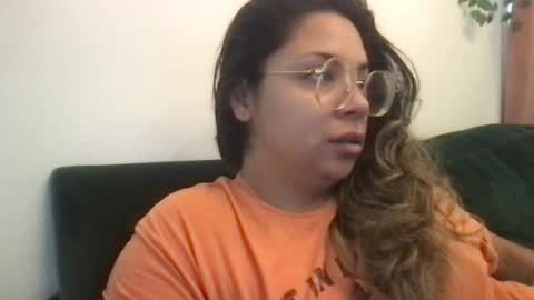 isabellaelizabeth online show from July 20, 5:47 pm