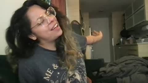 isabellaelizabeth online show from July 25, 5:31 pm