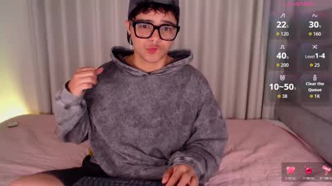 Isabella Mout  online show from February 15, 12:48 pm