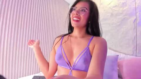 Isa  online show from October 1, 4:39 am