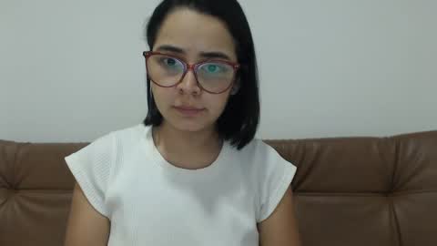 Emma online show from October 30, 3:42 am