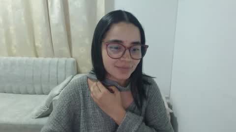 Emma online show from April 18, 3:31 am