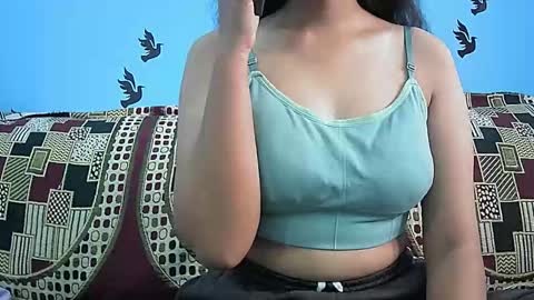 ishika_singh_ online show from November 12, 3:04 am