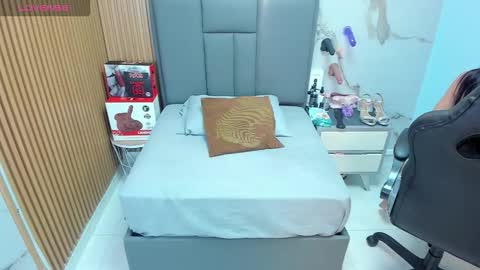 ISIS  online show from March 11, 2:38 am