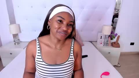 Vanessa online show from November 14, 11:32 am