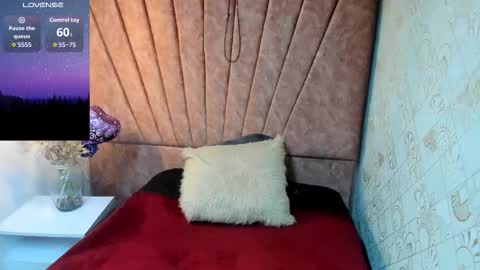 Snapshot of issa_milf__ chatting on October 13, 1:03 pm ISSA MILF online show from October 13, 1:03 pm