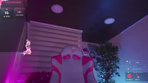 ISSA  online show from September 16, 8:50 pm