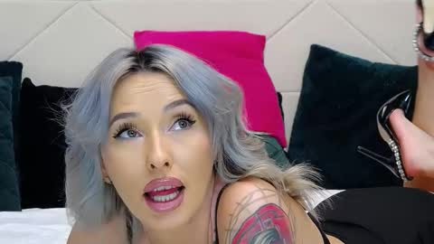 IssaSmyth online show from February 19, 5:34 pm