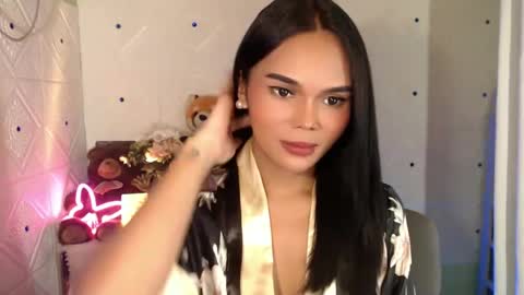 Snapshot of itgirl_cathy chatting on February 13, 10:22 pm CathCathy online show from February 13, 10:22 pm
