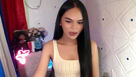 Snapshot of itgirl_cathy chatting on January 25, 6:54 pm CathCathy online show from January 25, 6:54 pm