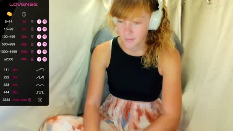 Lily online show from October 30, 1:19 am