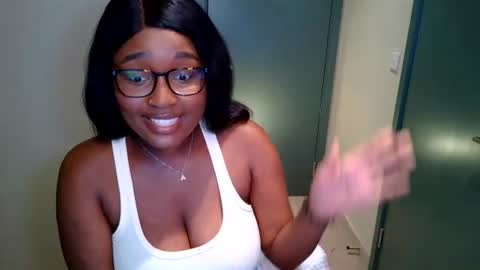 itsanna_b online show from July 1, 12:54 am