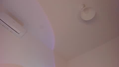 Isabella online show from December 2, 10:50 am