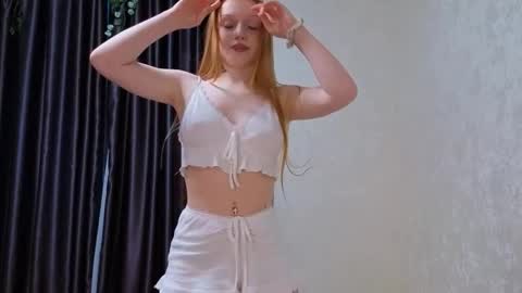 Lylu online show from January 15, 3:40 pm