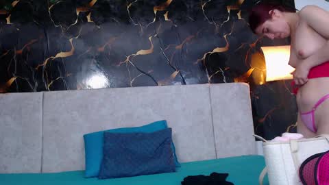 Adris online show from April 4, 7:02 pm