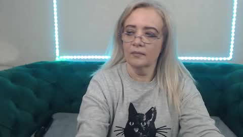 ivanacharm online show from February 5, 4:26 am