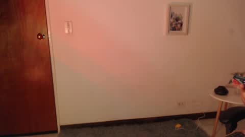  IVVY  online show from April 4, 3:05 am