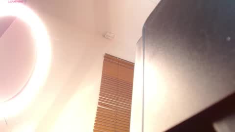 Snapshot of ivy_gail chatting on March 9, 2:10 pm  IVY online show from March 9, 2:10 pm