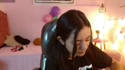 Snapshot of ivy_gail chatting on January 29, 4:58 am  IVY online show from January 29, 4:58 am