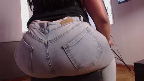 Snapshot of ivy_soul chatting on January 30, 10:19 pm IVY online show from January 30, 10:19 pm