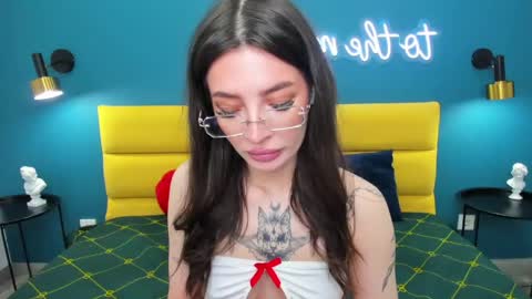 Ivy online show from June 7, 1:23 am