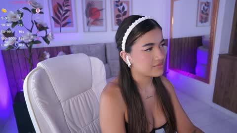 Ivy Grabes online show from April 8, 8:11 pm